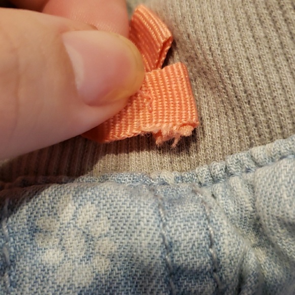 Light wash denim jeans - Picture 4 of 4